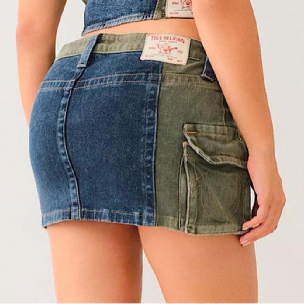 Women’s True Religion Mini Skirt - Picture 2 of 8